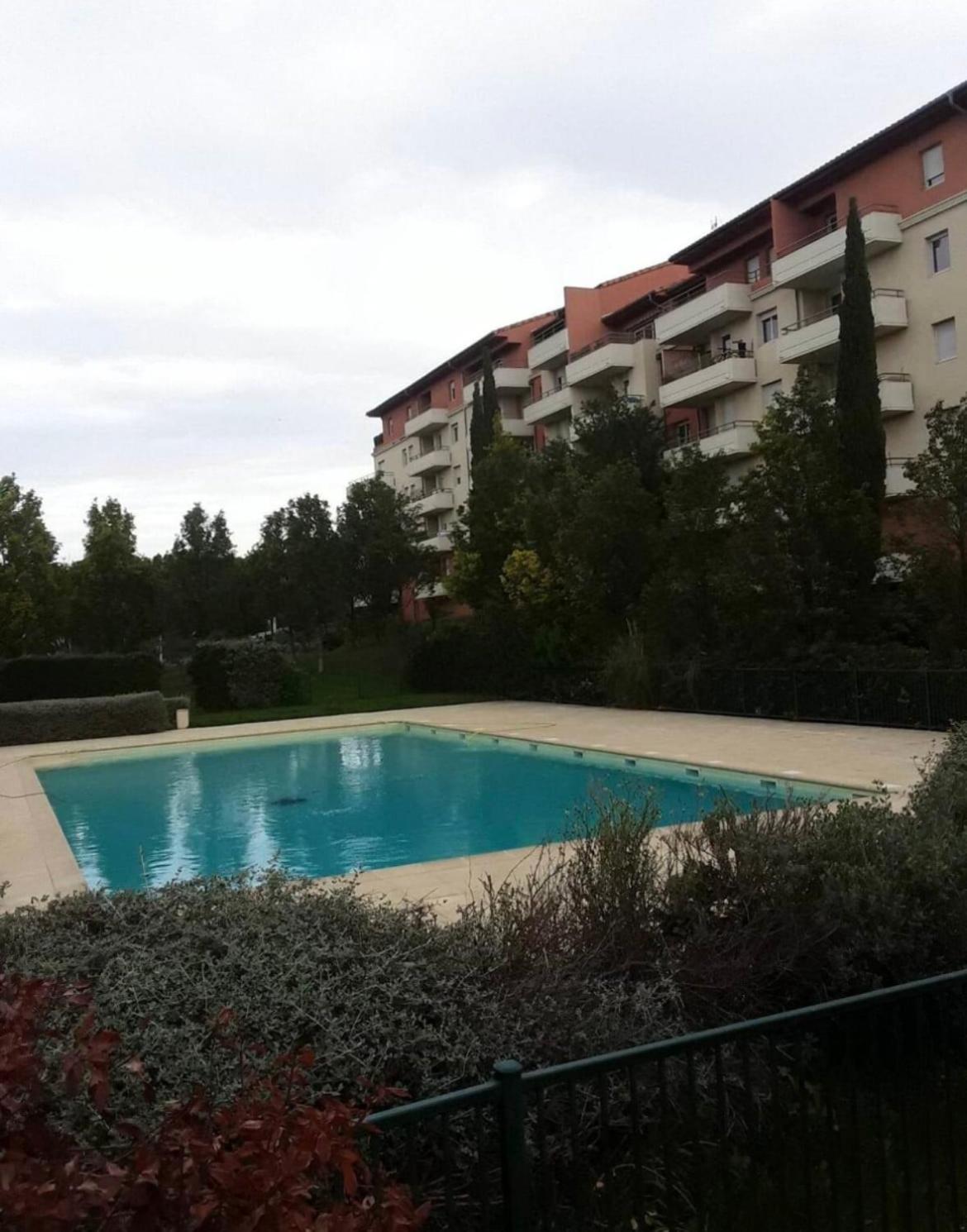 Appartement Spacieux Avec Piscine Marseilles Buitenkant foto